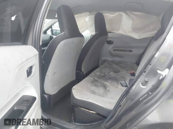 2014 Toyota Prius Two z VIN JTDKDTB36E1568194, wystawiony jako IAAI lot #43311283 z przebiegiem 162 963 mil mil oraz . Historia ofert i sprzedaży dostępna na DreamBid. Obrazek 8.