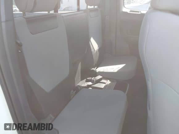 2016 Toyota Tacoma SR5 с VIN 5TFSZ5AN9GX035109, выставлен на аукционе IAAI как лот 42596519 с пробегом 132 600 миль миль и . История ставок и продаж доступна на DreamBid. Изображение 8.