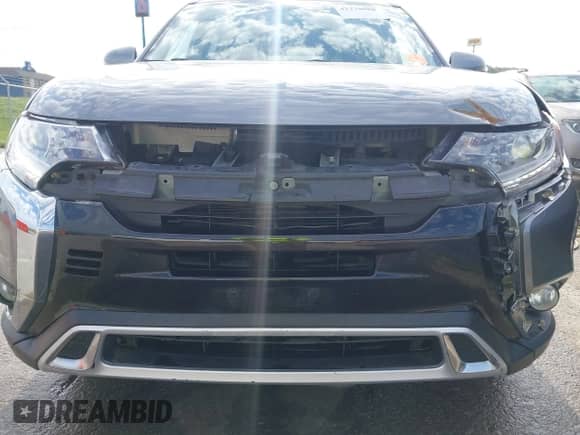 2020 Mitsubishi Outlander SE z VIN JA4AD3A33LJ001719, wystawiony jako IAAI lot #42270888 z przebiegiem 95 794 mil mil oraz . Historia ofert i sprzedaży dostępna na DreamBid. Obrazek 6.