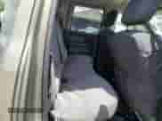 2013 Ram 1500 Tradesman z VIN 1C6RR6FT0DS679562, wystawiony jako Copart lot #60803745 z przebiegiem 193 659 mil mil oraz Szkoda całkowita • Salvage title. Historia ofert i sprzedaży dostępna na DreamBid. Obrazek 10.