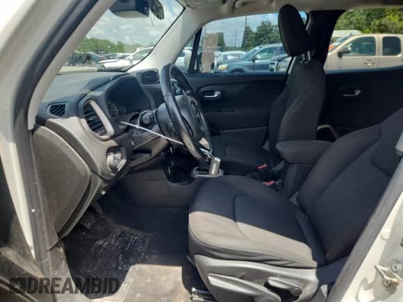 2017 Jeep Renegade Latitude with VIN ZACCJBBB1HPE86568, listed as a Copart auction lot 65138465 with 145,618 mi miles and Salvage title. Bid and sale history available at DreamBid. Image 7.