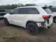 2018 Jeep Grand Cherokee Altitude z VIN 1C4RJFAG7JC167782, wystawiony jako Copart lot #83775285 z przebiegiem 98 035 mil mil oraz Szkoda całkowita • Salvage title. Historia ofert i sprzedaży dostępna na DreamBid. Obrazek 2.