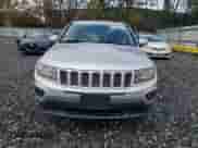 2014 Jeep Compass Latitude с VIN 1C4NJDEBXED530822, выставлен на аукционе Copart как лот 82692775 с пробегом Не указан миль и Чистый • Clean title. История ставок и продаж доступна на DreamBid. Изображение 5.