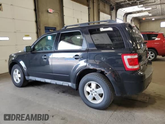 2011 Ford Escape XLT с VIN 1FMCU9D74BKB30783, выставлен на аукционе Copart как лот 71552565 с пробегом 157 616 миль миль и Списание • Salvage title. История ставок и продаж доступна на DreamBid. Изображение 2.