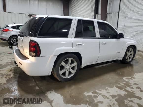 2007 Chevrolet TrailBlazer SS с VIN 1GNES13H272265208, выставлен на аукционе Copart как лот 53122405 с пробегом 203 741 миль миль и Чистый • Clean title. История ставок и продаж доступна на DreamBid. Изображение 3.