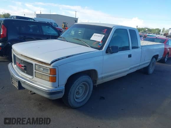 1997 GMC Sierra 1500 с VIN 1GTEC19R4VE502931, выставлен на аукционе IAAI как лот 42124525 с пробегом 318 270 миль миль и . История ставок и продаж доступна на DreamBid. Изображение 2.