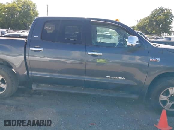 2008 Toyota Tundra with VIN 5TBDV54158S520845, listed as a IAAI auction lot 42857722 with 77,338 mi miles and . Bid and sale history available at DreamBid. Image 13.