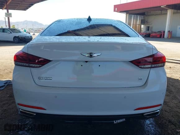 2015 Hyundai Genesis 3.8L с VIN KMHGN4JE2FU059873, выставлен на аукционе IAAI как лот 43043919 с пробегом 72 500 миль миль и . История ставок и продаж доступна на DreamBid. Изображение 17.