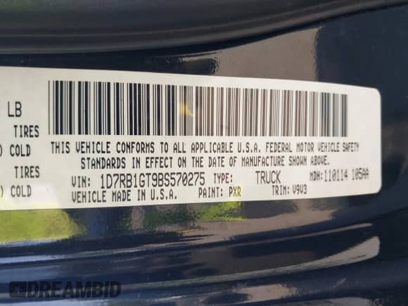 2011 Ram 1500 Big Horn z VIN 1D7RB1GT9BS570275, wystawiony jako IAAI lot #42142671 z przebiegiem 209 231 mil mil oraz . Historia ofert i sprzedaży dostępna na DreamBid. Obrazek 9.