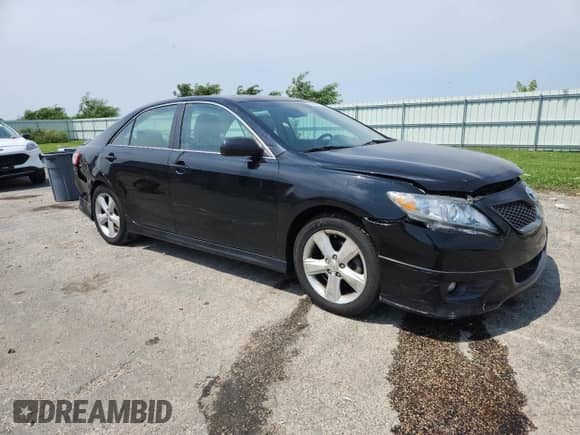 2011 Toyota Camry LE with VIN 4T1BK3EK8BU124247, listed as a Copart auction lot 68265115 with 141,701 mi miles and Salvage title. Bid and sale history available at DreamBid. Image 4.