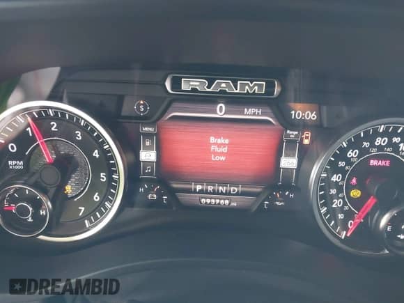 2020 Ram 1500 Big Horn z VIN 1C6RREFT0LN373453, wystawiony jako IAAI lot #42589862 z przebiegiem 93 768 mil mil oraz . Historia ofert i sprzedaży dostępna na DreamBid. Obrazek 7.