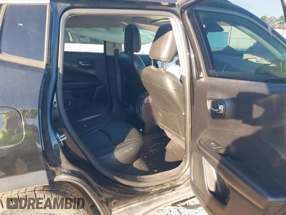 2019 Jeep Compass Limited with VIN 3C4NJCCBXKT613489, listed as a IAAI auction lot 41308800 with 94,129 mi miles and . Bid and sale history available at DreamBid. Image 8.