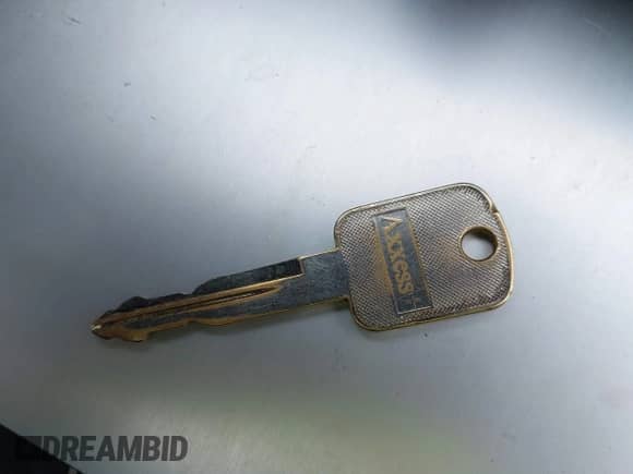 2010 Ford Econoline Cargo Commercial with VIN 1FTNE1EW5ADA04730, listed as a IAAI auction lot 42492388 with 292,200 mi miles and . Bid and sale history available at DreamBid. Image 11.