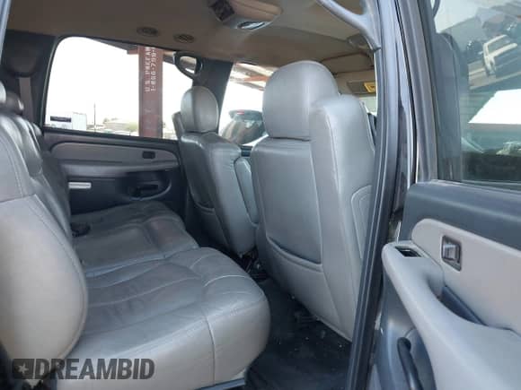 2002 Chevrolet Suburban Z71 с VIN 3GNFK16Z22G194004, выставлен на аукционе IAAI как лот 42548332 с пробегом Не указан миль и . История ставок и продаж доступна на DreamBid. Изображение 8.