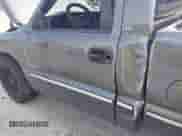 2000 Chevrolet Silverado 1500 LS with VIN 1GCEC14W3YZ303315, listed as a IAAI auction lot 42422748 with 274,514 mi miles and . Bid and sale history available at DreamBid. Image 15.