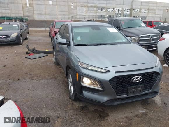 2020 Hyundai Kona SE с VIN KM8K12AA0LU575619, выставлен на аукционе IAAI как лот 42459174 с пробегом 67 370 миль миль и . История ставок и продаж доступна на DreamBid. Изображение 1.