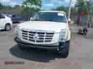 2013 Cadillac Escalade ESV Luxury с VIN 1GYS4HEF1DR228321, выставлен на аукционе IAAI как лот 42536138 с пробегом 160 957 миль миль и . История ставок и продаж доступна на DreamBid. Изображение 13.