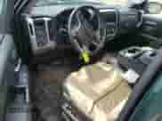 2015 GMC Sierra 1500 SLE z VIN 3GTU2UEC5FG198276, wystawiony jako Copart lot #70348305 z przebiegiem 99 169 mil mil oraz Szkoda całkowita • Salvage title. Historia ofert i sprzedaży dostępna na DreamBid. Obrazek 8.