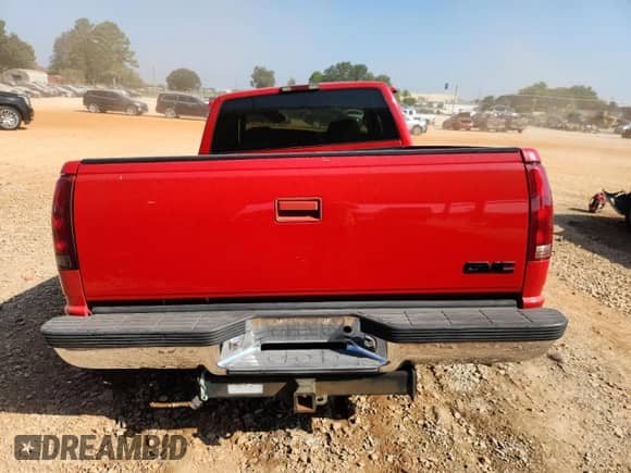 1998 GMC Sierra 1500 с VIN 1GTEC19R3WR506219, выставлен на аукционе Copart как лот 81150295 с пробегом 237 711 миль миль и Списание • Salvage title. История ставок и продаж доступна на DreamBid. Изображение 6.