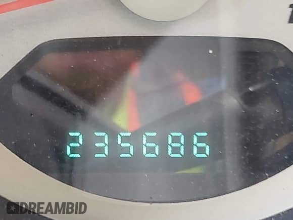 2009 Dodge Caliber с VIN 1B3HB68F79D202463, выставлен на аукционе IAAI как лот 39649679 с пробегом 235 686 миль миль и . История ставок и продаж доступна на DreamBid. Изображение 7.