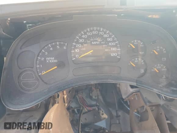 2005 Chevrolet Silverado 1500 LS with VIN 1GCEC19V25Z193613, listed as a Copart auction lot 62184885 with Not provided miles and Salvage title. Bid and sale history available at DreamBid. Image 9.