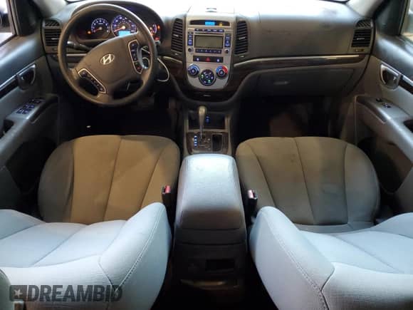 2012 Hyundai Santa Fe GLS с VIN 5XYZGDAB6CG165365, выставлен на аукционе Copart как лот 81910995 с пробегом 212 536 миль миль и Чистый • Clean title. История ставок и продаж доступна на DreamBid. Изображение 8.