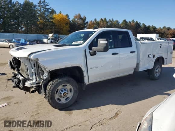 2022 Chevrolet Silverado 2500HD with VIN 1GB2WLE7XNF141794, listed as a Copart auction lot 79089104 with 55,043 mi miles and Salvage title. Bid and sale history available at DreamBid. Image 1.