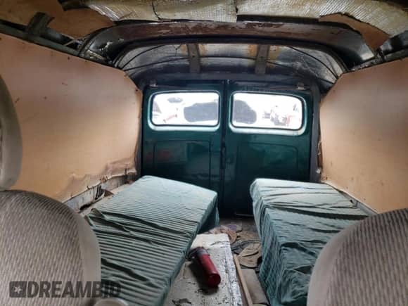 1949 Chevrolet Chevy Van с VIN 21GPA12893, выставлен на аукционе Copart как лот 62034984 с пробегом 62 772 миль миль и Списание • Salvage title. История ставок и продаж доступна на DreamBid. Изображение 10.