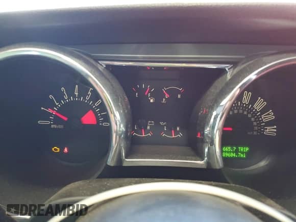2006 Ford Mustang GT Deluxe с VIN 1ZVFT82H765120194, выставлен на аукционе Copart как лот 69232235 с пробегом 89 604 миль миль и Чистый • Clean title. История ставок и продаж доступна на DreamBid. Изображение 9.