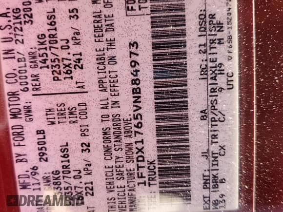 1997 Ford F-150 z VIN 1FTDX1765VNB84973, wystawiony jako Copart lot #87093925 z przebiegiem 140 179 mil mil oraz Czysty tytuł • Clean title. Historia ofert i sprzedaży dostępna na DreamBid. Obrazek 12.