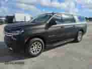 2021 Chevrolet Suburban LT with VIN 1GNSKCKD5MR215807, listed as a Copart auction lot 84585715 with 135,611 mi miles and Clean title. Bid and sale history available at DreamBid. Image 1.