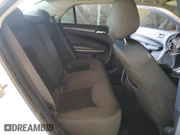 2020 Chrysler 300 Touring с VIN 2C3CCAAG5LH220678, выставлен на аукционе Copart как лот 68208695 с пробегом 139 499 миль миль и Чистый • Clean title. История ставок и продаж доступна на DreamBid. Изображение 10.