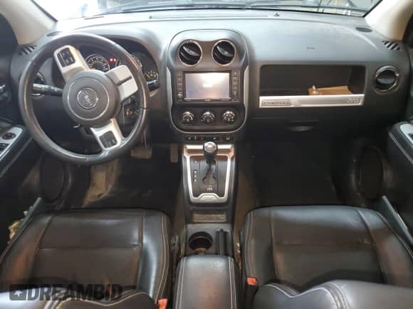2016 Jeep Compass Latitude with VIN 1C4NJDEB6GD764376, listed as a Copart auction lot 81422705 with 89,055 mi miles and Clean title. Bid and sale history available at DreamBid. Image 8.