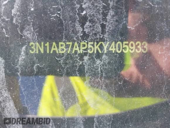 2019 Nissan Sentra SV с VIN 3N1AB7AP5KY405933, выставлен на аукционе IAAI как лот 43510860 с пробегом Не указан миль и . История ставок и продаж доступна на DreamBid. Изображение 9.