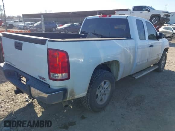 2008 GMC Sierra 1500 SLE1 с VIN 1GTEC19J28Z285340, выставлен на аукционе IAAI как лот 41396436 с пробегом 157 330 миль миль и . История ставок и продаж доступна на DreamBid. Изображение 4.