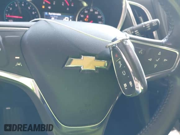 2020 Chevrolet Equinox LT with VIN 2GNAXUEVXL6249873, listed as a IAAI auction lot 43316607 with 16,821 mi miles and . Bid and sale history available at DreamBid. Image 11.