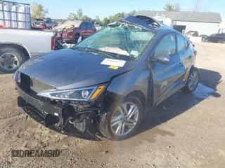 2019 Hyundai Elantra Limited с VIN KMHD84LF0KU831877, выставлен на аукционе IAAI как лот 43366975 с пробегом 133 721 миль миль и . История ставок и продаж доступна на DreamBid. Изображение 2.