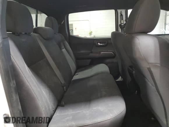2017 Toyota Tacoma SR5 with VIN 3TMDZ5BNXHM035599, listed as a Copart auction lot 84277785 with 18,278 mi miles and Salvage title. Bid and sale history available at DreamBid. Image 10.