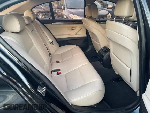 2013 BMW 5 Series 535i xDrive с VIN WBAFU7C56DDU66560, выставлен на аукционе Copart как лот 77713474 с пробегом 109 405 миль миль и Чистый • Clean title. История ставок и продаж доступна на DreamBid. Изображение 6.