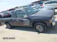 1995 Nissan Frontier XE z VIN 1N6HD16S3SC451833, wystawiony jako IAAI lot #43208556 z przebiegiem 201 029 mil mil oraz . Historia ofert i sprzedaży dostępna na DreamBid. Obrazek 13.