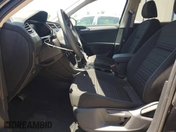 2022 Volkswagen Tiguan S с VIN 3VV0B7AX2NM112254, выставлен на аукционе Copart как лот 62713645 с пробегом 21 676 миль миль и Списание • Salvage title. История ставок и продаж доступна на DreamBid. Изображение 7.