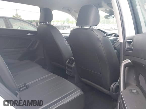 2022 Volkswagen Tiguan SE с VIN 3VV2B7AX2NM165433, выставлен на аукционе IAAI как лот 42512783 с пробегом 39 713 миль миль и . История ставок и продаж доступна на DreamBid. Изображение 8.