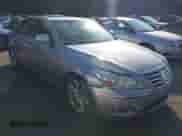 2010 Hyundai Genesis z VIN KMHGC4DE1AU101847, wystawiony jako IAAI lot #42712256 z przebiegiem 81 048 mil mil oraz . Historia ofert i sprzedaży dostępna na DreamBid. Obrazek 1.