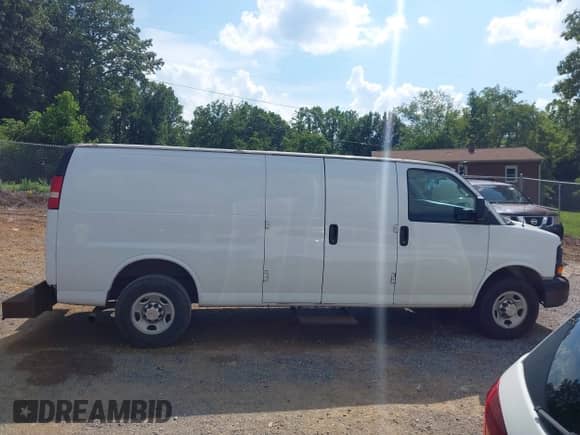 2014 Chevrolet Express Cargo с VIN 1GCZGUCG6E1130398, выставлен на аукционе IAAI как лот 42673151 с пробегом 265 340 миль миль и . История ставок и продаж доступна на DreamBid. Изображение 13.