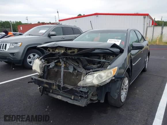 2012 Toyota Camry XLE с VIN 4T1BF1FK4CU164169, выставлен на аукционе IAAI как лот 43275654 с пробегом 207 489 миль миль и . История ставок и продаж доступна на DreamBid. Изображение 6.