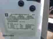 2005 Chevrolet Silverado 1500 LS z VIN 2GCEC19V951364379, wystawiony jako IAAI lot #43260409 z przebiegiem 160 813 mil mil oraz . Historia ofert i sprzedaży dostępna na DreamBid. Obrazek 9.