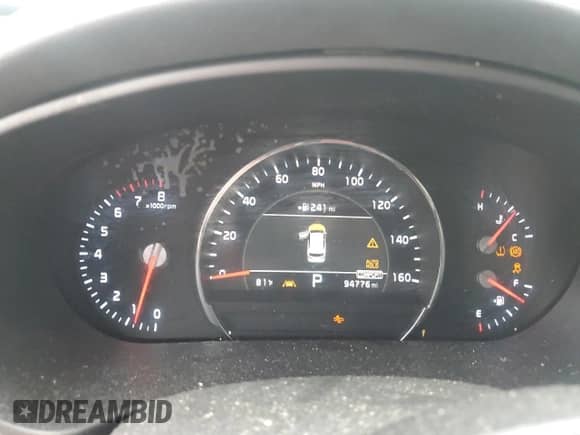 2020 Kia Sorento EX z VIN 5XYPH4A57LG710522, wystawiony jako Copart lot #60142965 z przebiegiem 94 776 mil mil oraz Szkoda całkowita • Salvage title. Historia ofert i sprzedaży dostępna na DreamBid. Obrazek 9.