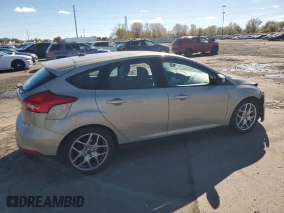 2015 Ford Focus SE with VIN 1FADP3K26FL254533, listed as a Copart auction lot 82576715 with 80,126 mi miles and Salvage title. Bid and sale history available at DreamBid. Image 3.