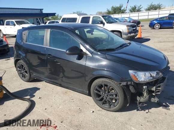 2018 Chevrolet Sonic LT с VIN 1G1JD6SBXJ4105545, выставлен на аукционе Copart как лот 82376775 с пробегом 102 449 миль миль и Чистый • Clean title. История ставок и продаж доступна на DreamBid. Изображение 4.