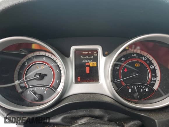 2016 Dodge Journey SE с VIN 3C4PDCAB5GT118059, выставлен на аукционе Copart как лот 63050045 с пробегом 190 284 миль миль и Списание • Salvage title. История ставок и продаж доступна на DreamBid. Изображение 9.